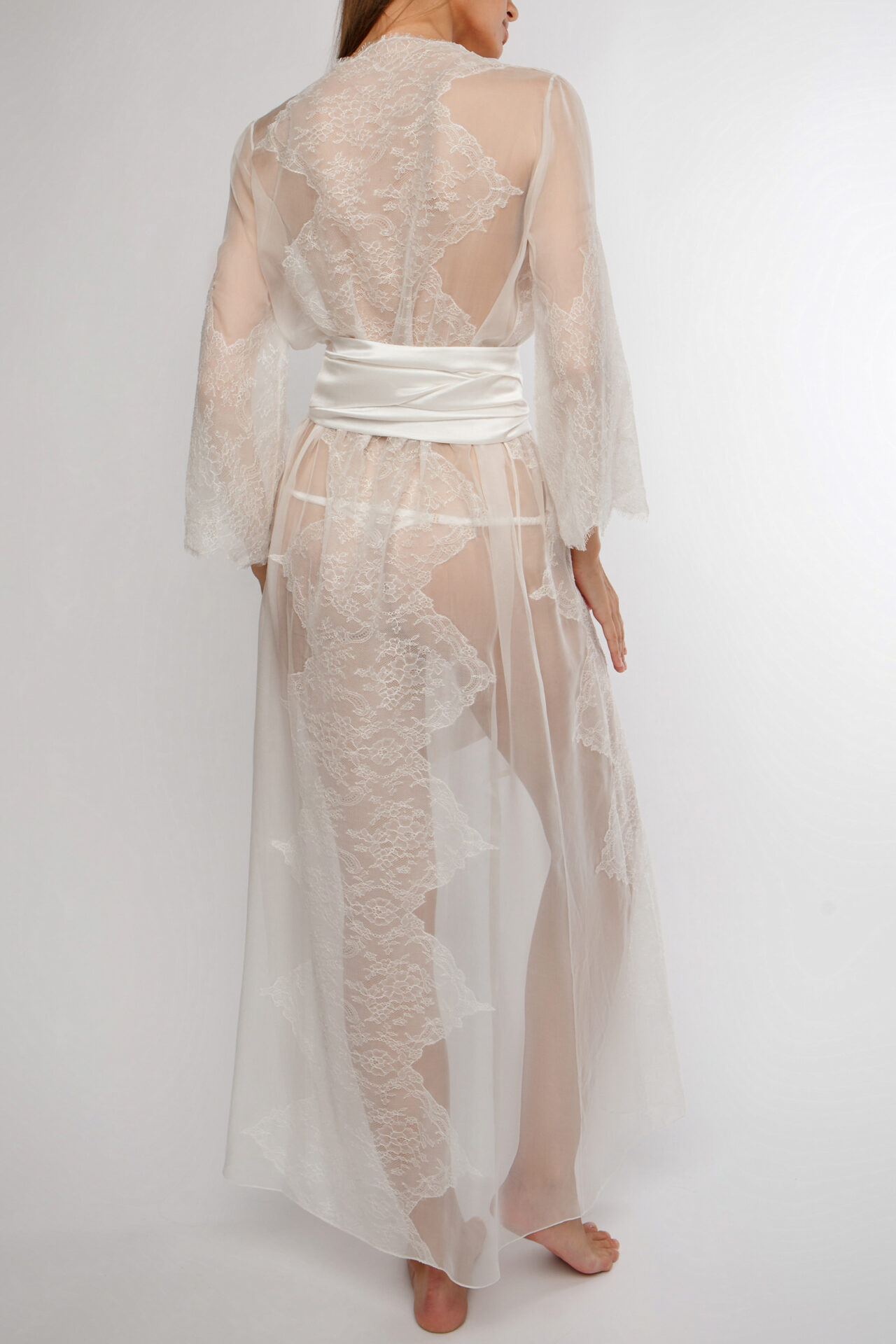 Sposa Chiffon and Lace Robe N2